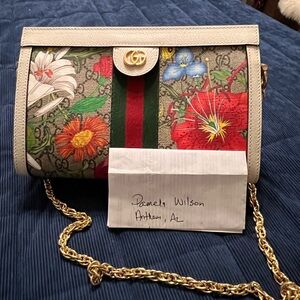 Vibrant Floral Crossbody Bag with Gold Chain Strap